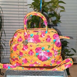 Betsey Johnson 2 way carry Large Satchel / Crossbody